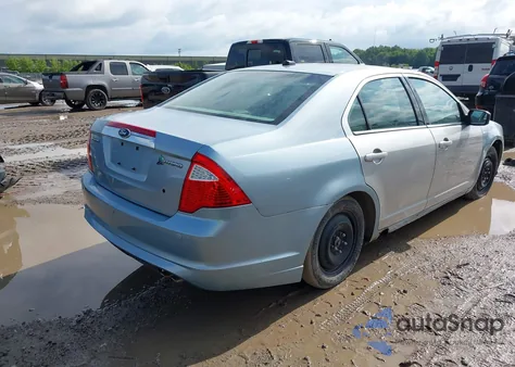 2011 Ford Fusion Hybrid from USA, damaged, VIN 3FADP0L30BR123857
